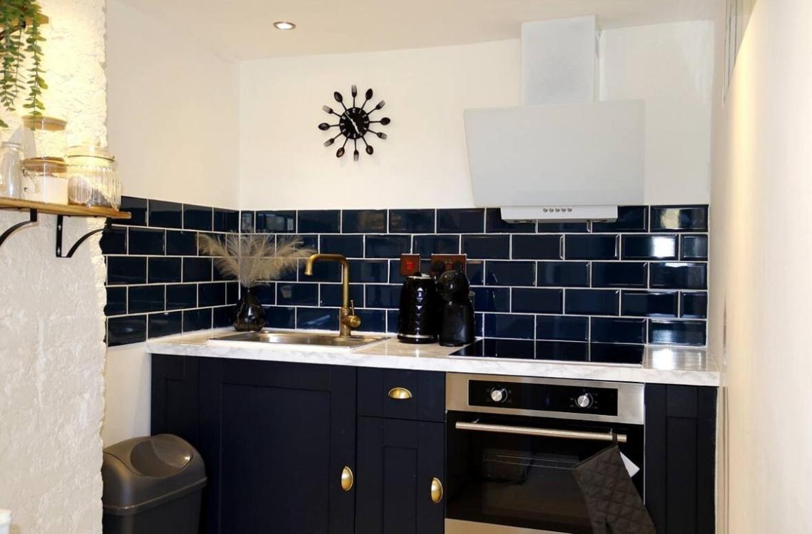 Apartment Modern In Canary Wharf With Hot Tub